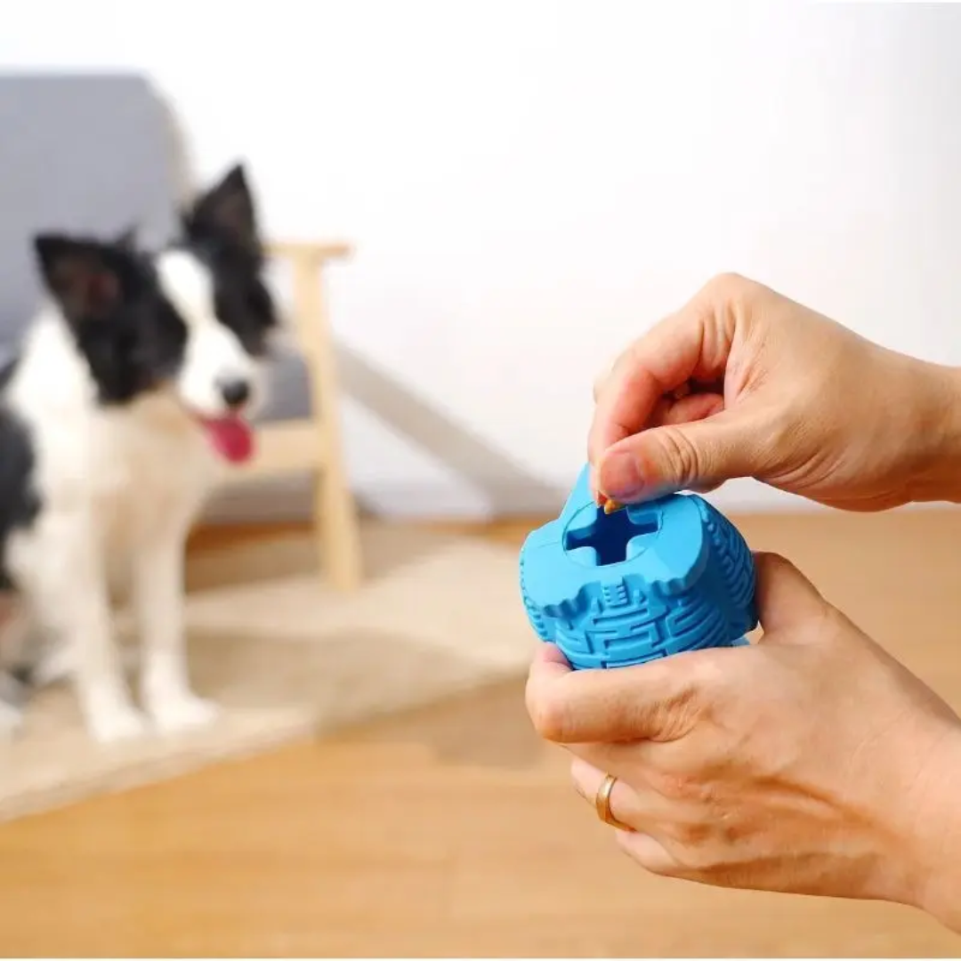 WOOZAPET Topplesaurus Slow Feeder & Treat Dispenser